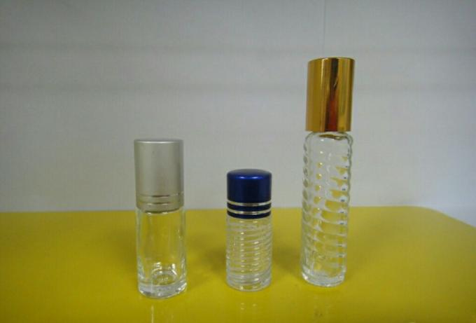 స్వీయ అంటుకునే స్టిక్కర్ కోసం ఆటోమేటిక్ స్మాల్ రౌండ్ బాటిల్ హారిజాంటల్ వైయల్ లేబులింగ్ మెషిన్