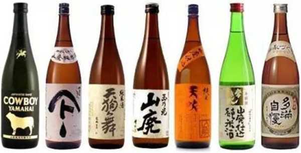 250BS / min సెల్ఫ్ అంటుకునే లేబులింగ్ మెషిన్ ఎలక్ట్రిక్ ప్రైమ్ మూవర్