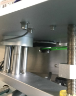 CE సర్టిఫికెట్తో టాప్-బాటిల్స్ ఆటోమేటిక్ బాటిల్ లేబులర్ మెషిన్