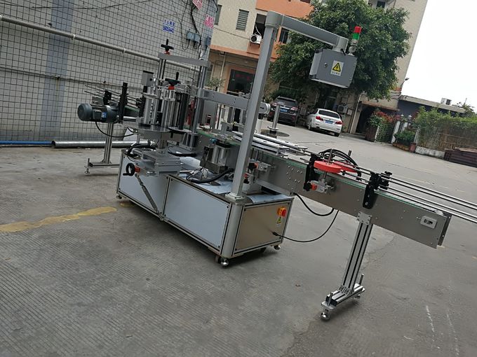 హై స్పీడ్ 200 బిఎస్ / మిన్‌తో సెల్ఫ్-అంటుకునే స్టిక్కర్ లేబులింగ్ మెషిన్